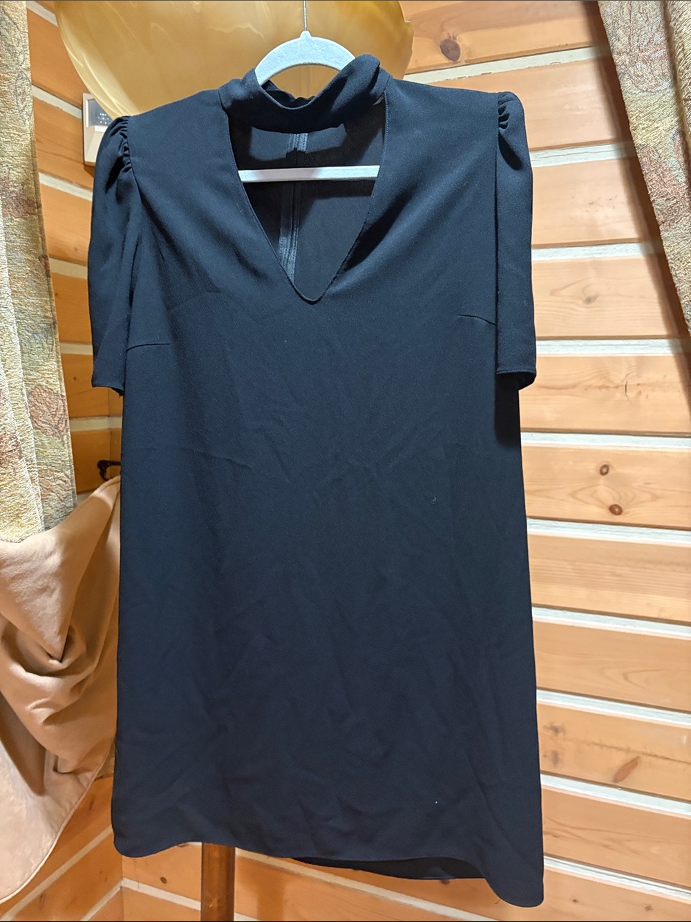 Zara Black Puff Sleeve V-Neck Women's Top